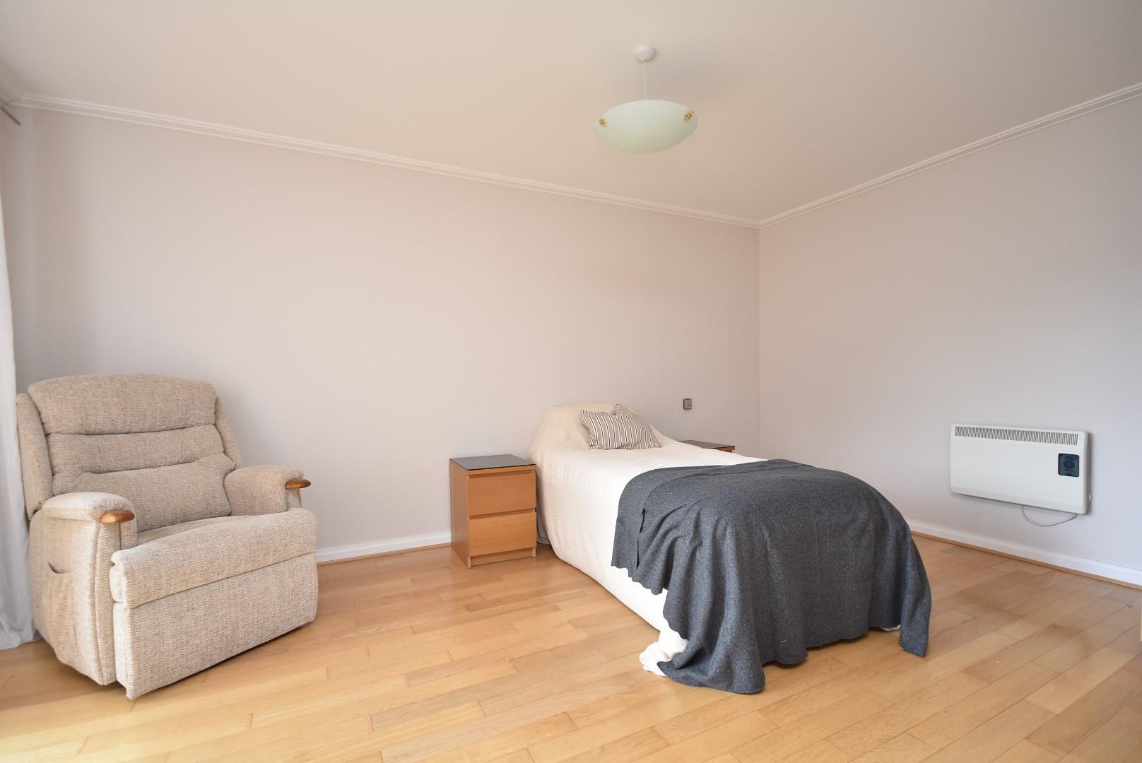 99 Capri House, Lynton Court, Chandlery Way, Cardiff, CF10 5NG